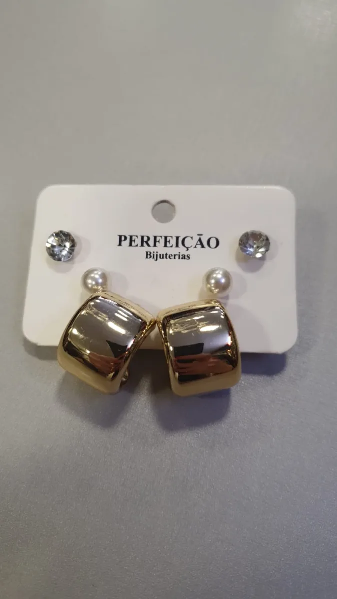 Kit de Brincos Dourado Clássico